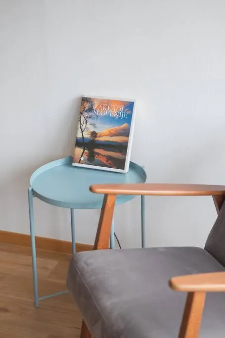 City Chic Trnovo Hideaway For 5, Family Friendly Ljubljana Apartment